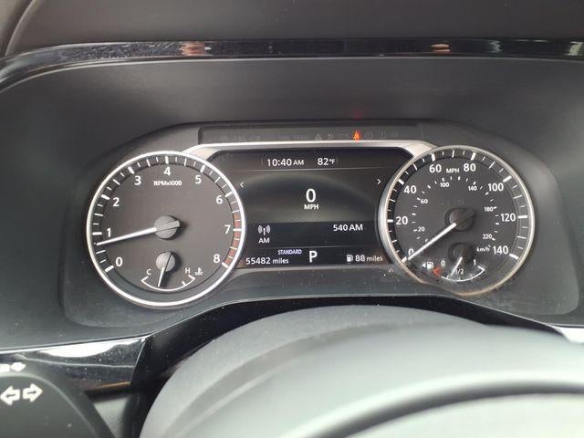 2025 Nissan Pathfinder SV