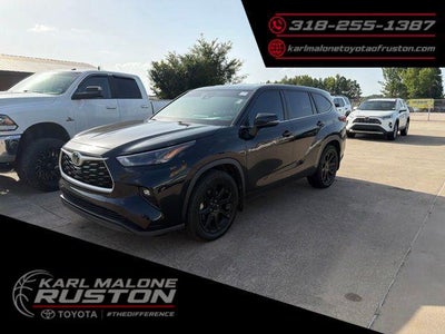 2023 Toyota Highlander LE