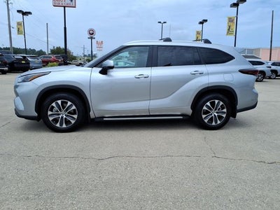 2025 Toyota Highlander XLE