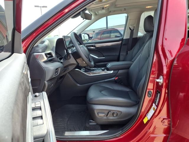 2025 Toyota Highlander Platinum