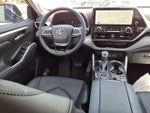 2025 Toyota Highlander Platinum
