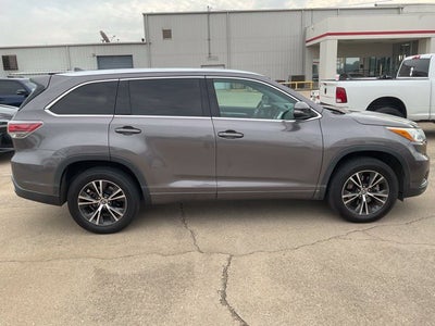 2016 Toyota Highlander XLE V6