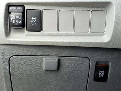 2020 Toyota Sienna Base