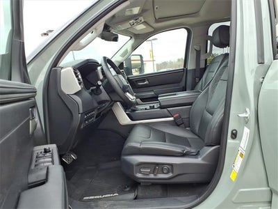 2023 Toyota Sequoia SR5