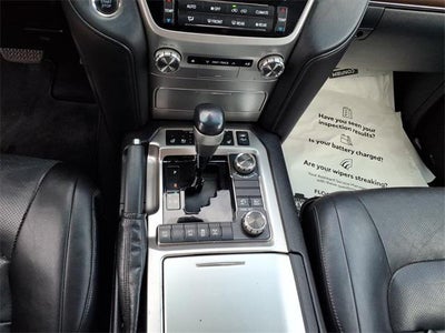 2016 Toyota Land Cruiser Base