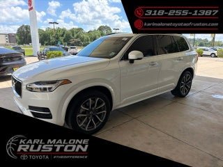 2019 Volvo XC90 T6 Momentum