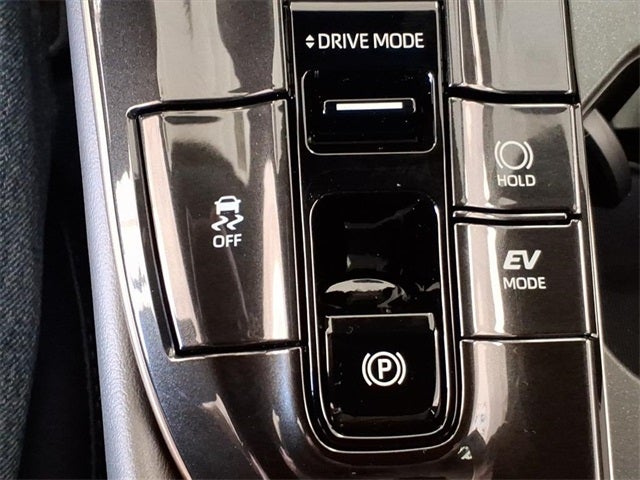 2026 Toyota Toyota Crown Nightshade